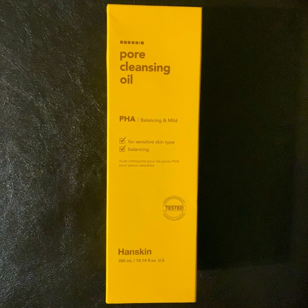 New! Hanskin PHA Pore Cleansing Oil 300ml